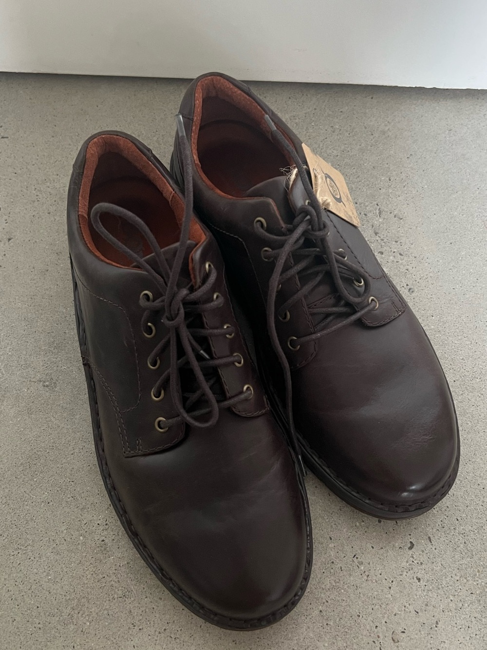 NEW Men's Born Brown Leather Lace-Up Shoes
